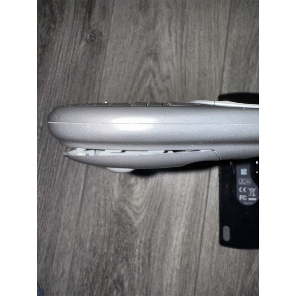 Logitech Harmony 890 R-RG7 Universal Remote Control (Parts Only Read Description - Picture 3 of 3